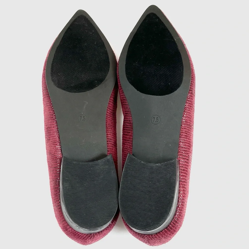 BELLINI PLUM TASSEL ACCENT FLAT